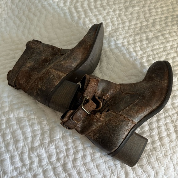 Diba True Distressed Leather Ankle Boots Size 7.5 - Picture 7 of 7